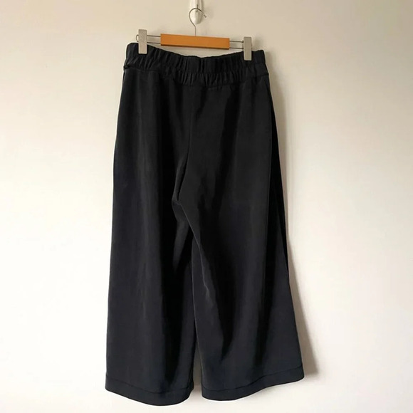 Lululemon Seek Softness Mid Rise Crop Pants Lounge Black Size 8 - Picture 7 of 10